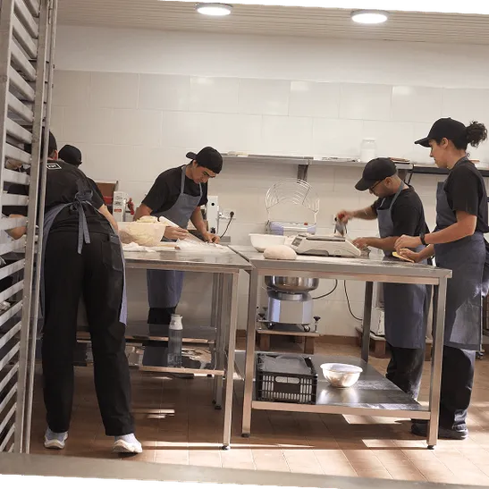 Pastelería y equipo POT Bakery